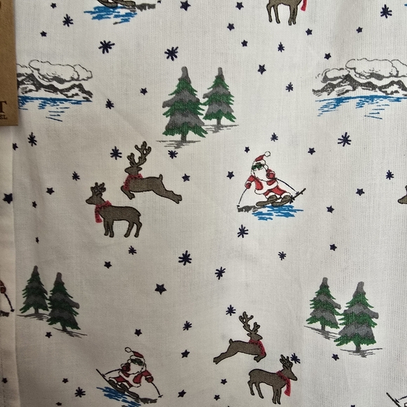 NWT Free Planet White Festive Santa Sleigh Reindeer Christmas Print Men's Shirt - Picture 4 of 4
